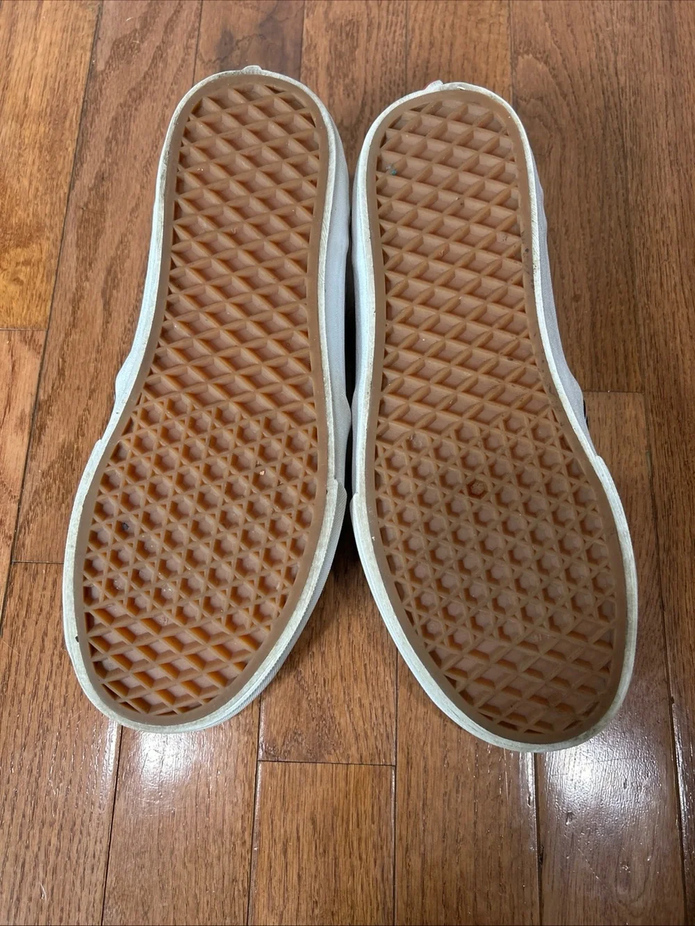 Vans Sneakers Slip On Shoes Leopard Print Women’s Size 8.5 Black Brown